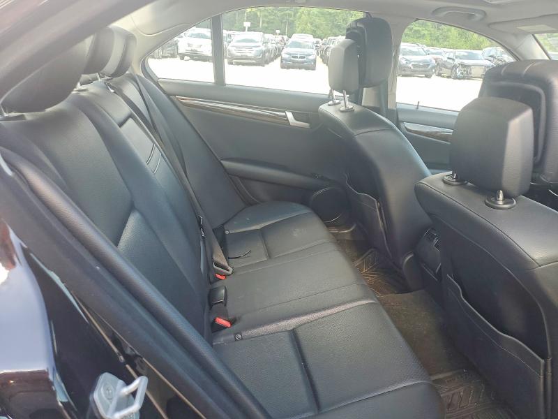 2013 Mercedes-benz C მანქანა იყიდება აუქციონზე, vin: WDDGF8AB4DR266415, აუქციონის ნომერი: 63988876