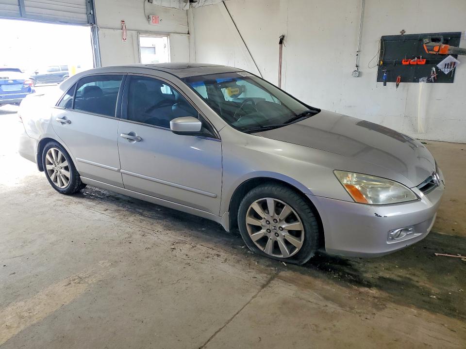Продажа на аукционе авто 2007 Honda Accord, vin: 1HGCM66517A079787, номер лота: 64038316