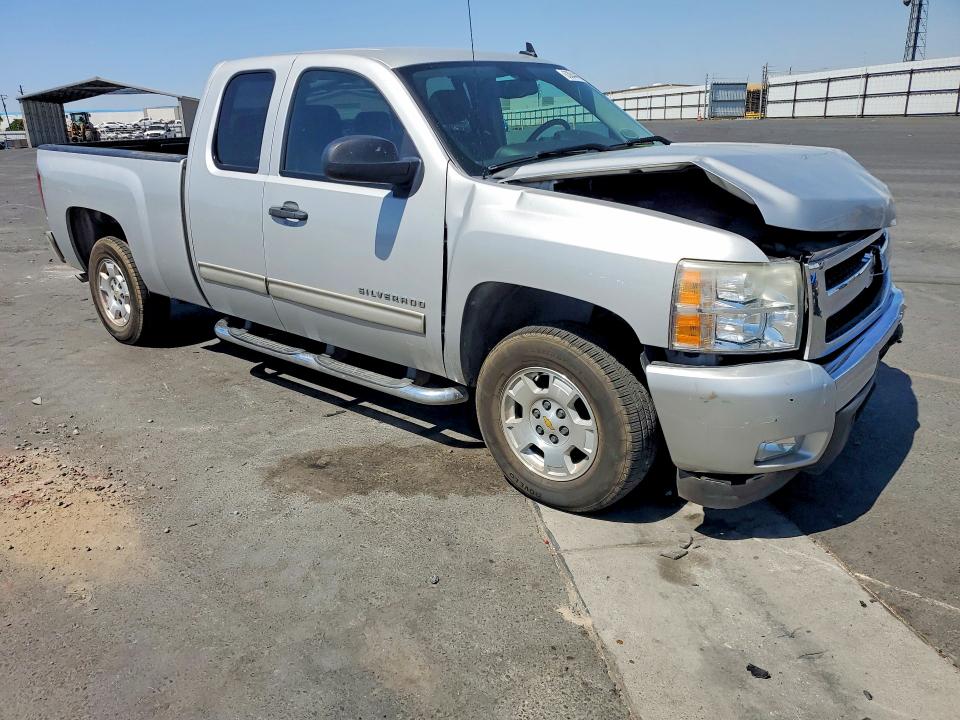 2010 Chevrolet Silverado მანქანა იყიდება აუქციონზე, vin: 1GCSCSE07AZ141200, აუქციონის ნომერი: 63844626