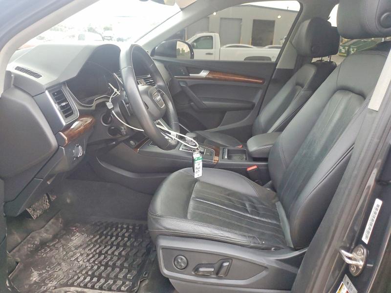 63718896 :رقم المزاد ، WA1BNAFY2J2118760 vin ، 2018 Audi Q5 مزاد بيع