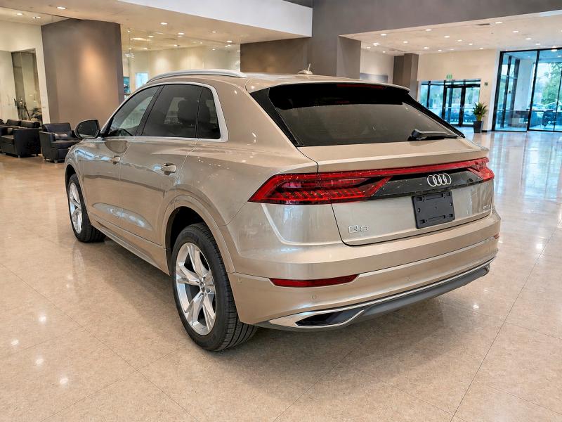 67558056 :رقم المزاد ، WA1BVAF14KD008818 vin ، 2019 Audi Q8 مزاد بيع