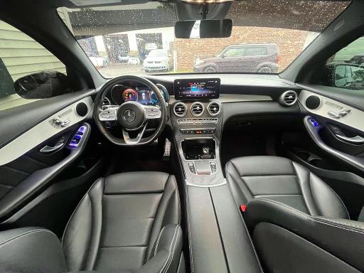 63896096 :رقم المزاد ، W1N0J8EB8NG035236 vin ، 2022 Mercedes-benz Glc Coupe مزاد بيع