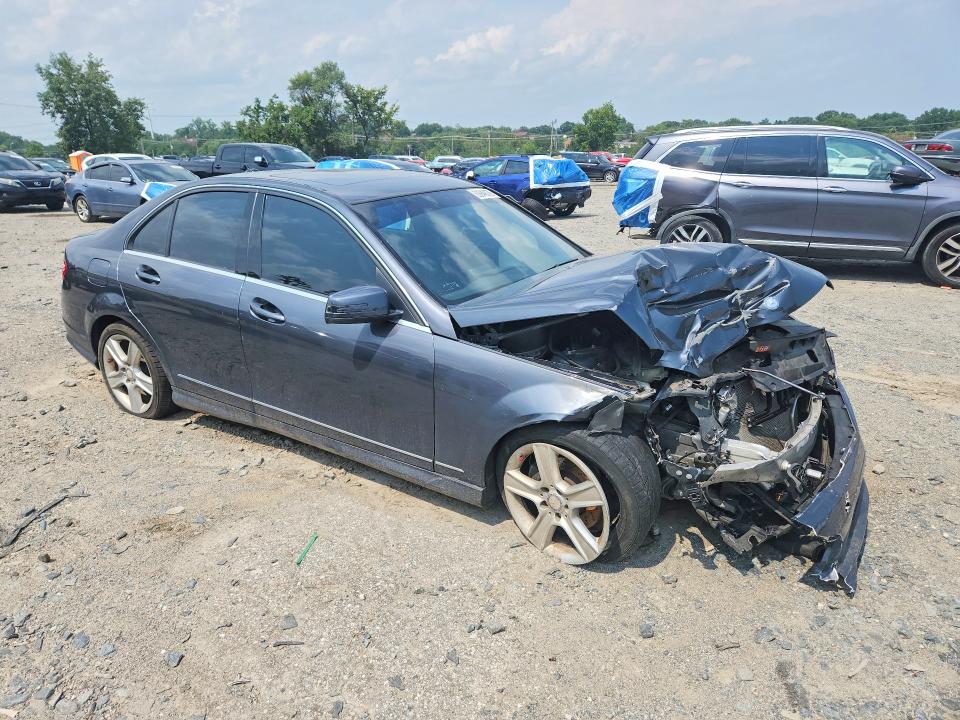 Aukcja sprzedaży 2010 Mercedes-benz C, vin: WDDGF5EB1AR108988, numer aukcji: 63948076