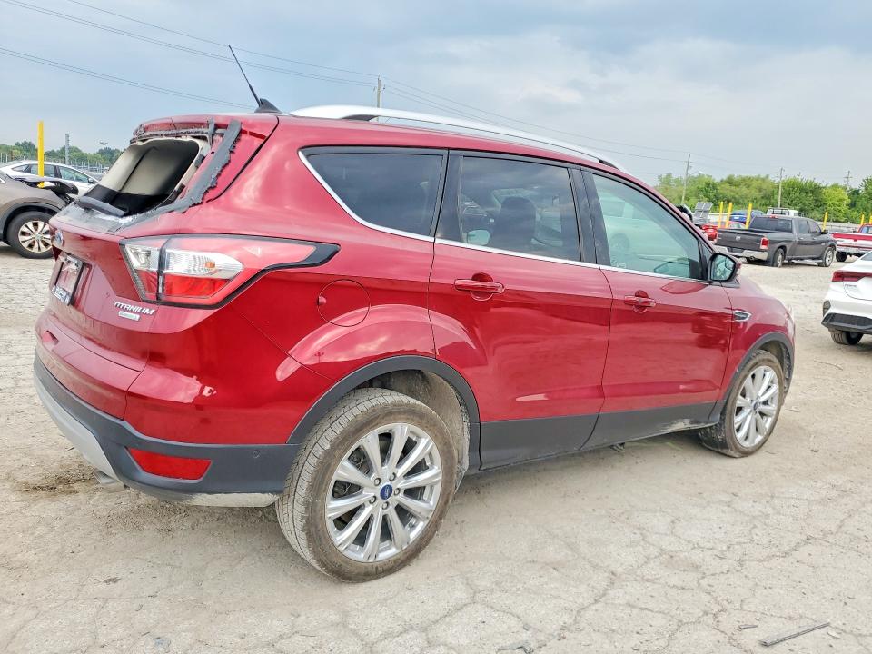 Продаж на аукціоні авто 2018 Ford Escape, vin: 1FMCU0J90JUB69908, номер лоту: 62775336
