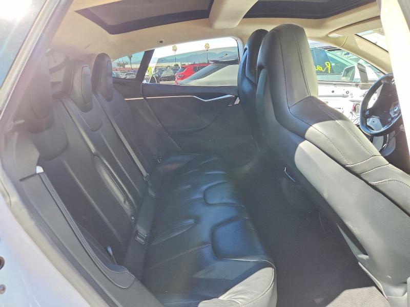 Продажа на аукционе авто 2016 Tesla Model S, vin: 5YJSA1E28GF134885, номер лота: 63940296