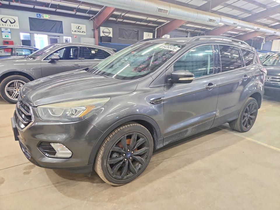 2017 Ford Escape მანქანა იყიდება აუქციონზე, vin: 1FMCU9JD7HUE81744, აუქციონის ნომერი: 64263416