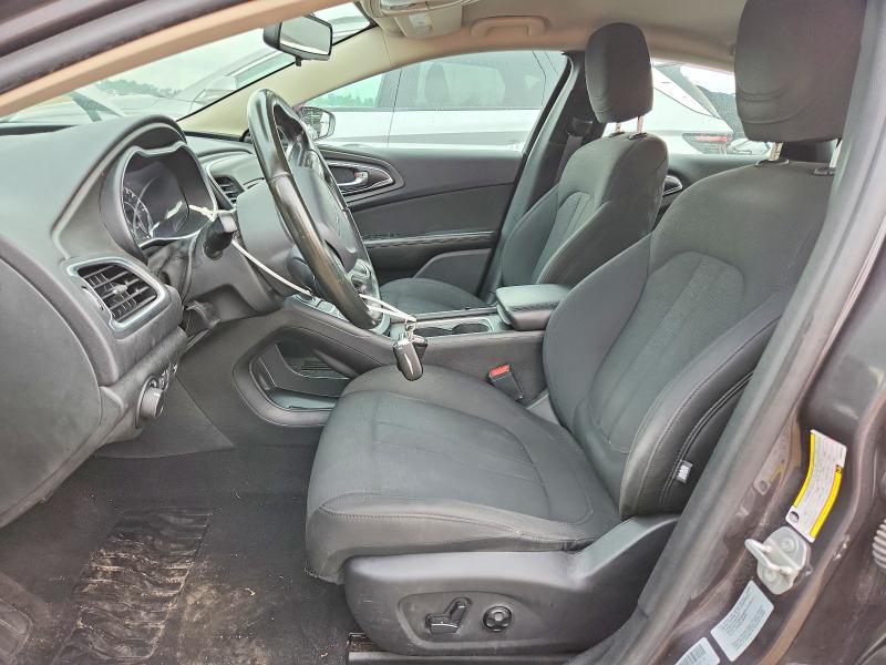 63260106 :رقم المزاد ، 1C3CCCFB8HN504362 vin ، 2017 Chrysler 200 مزاد بيع