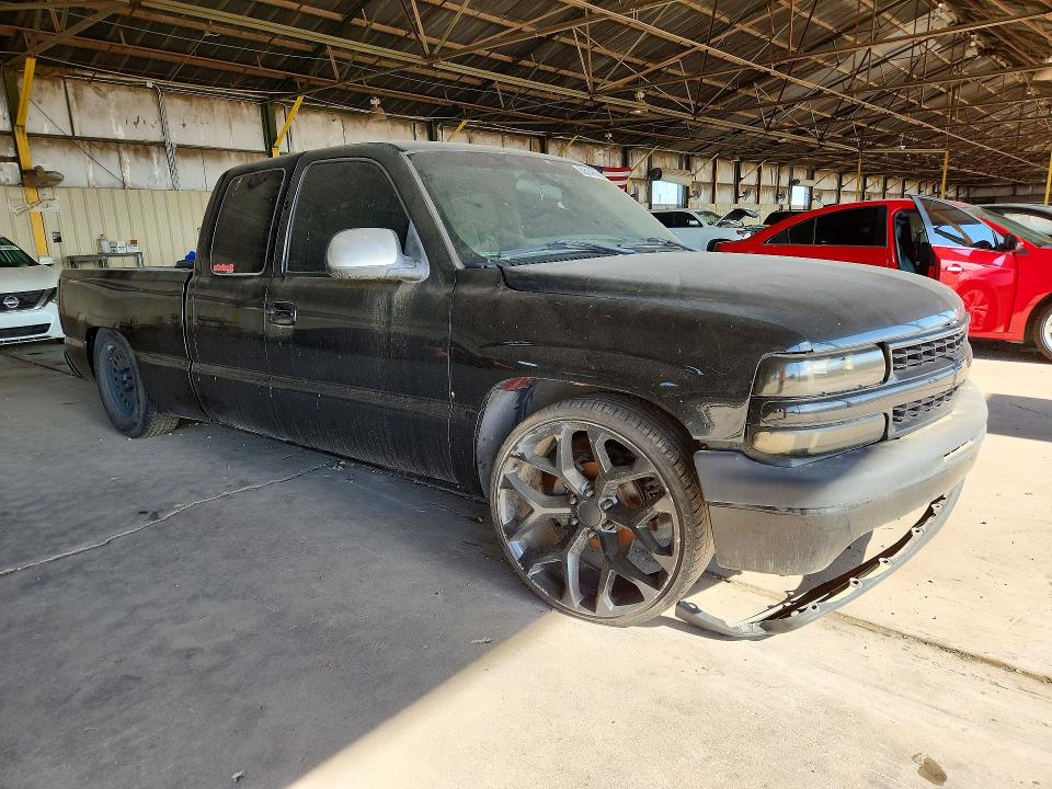Продаж на аукціоні авто 2002 Chevrolet Silverado, vin: 2GCEC19V321149060, номер лоту: 63148866