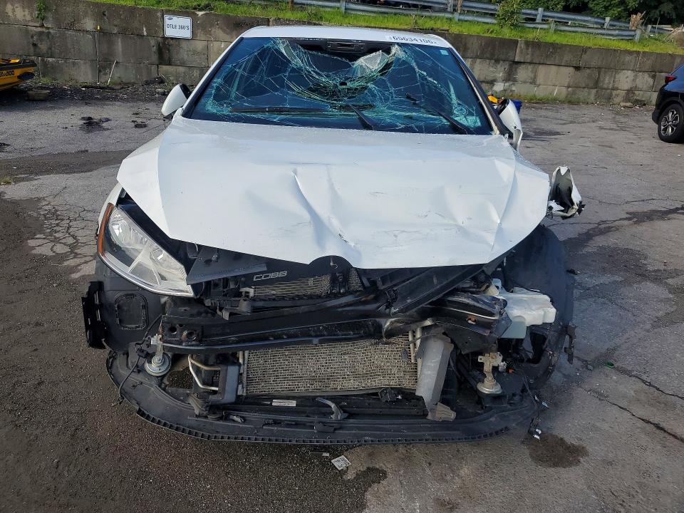 65634106 :رقم المزاد ، 3VW4T7AU9HM045642 vin ، 2017 Volkswagen Gti مزاد بيع
