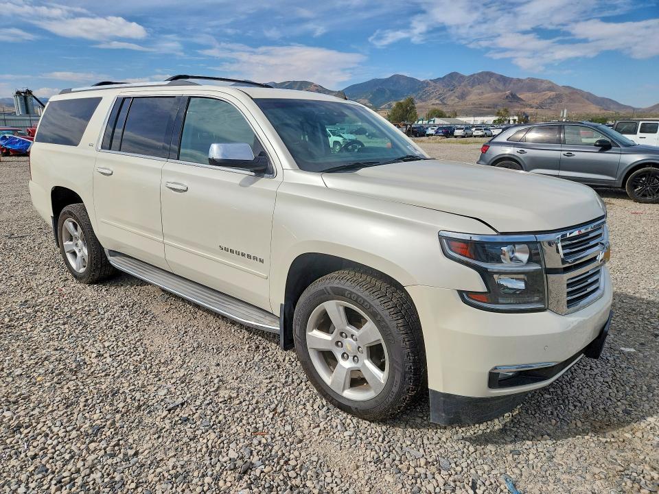 Aukcja sprzedaży 2015 Chevrolet Suburban, vin: 1GNSKKKCXFR141854, numer aukcji: 67362676