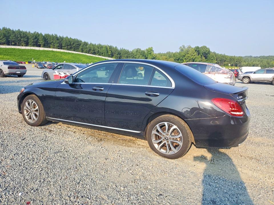 64439916 :رقم المزاد ، 55SWF4KB9JU269162 vin ، 2018 Mercedes-benz C مزاد بيع