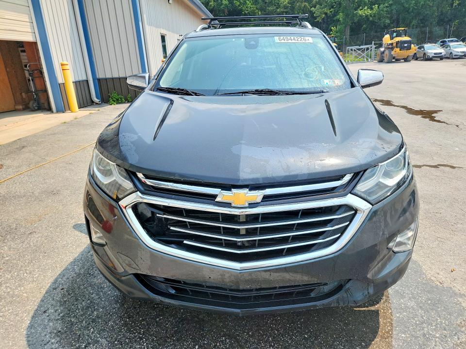 2018 Chevrolet Equinox მანქანა იყიდება აუქციონზე, vin: 2GNAXWEX7J6169733, აუქციონის ნომერი: 64944226