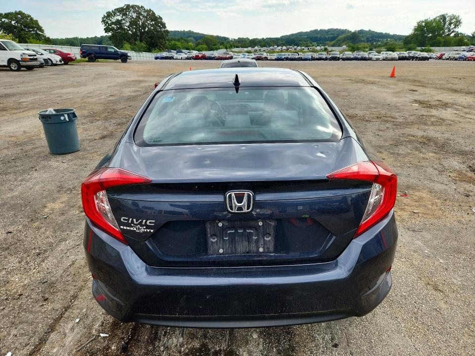 2018 Honda Civic მანქანა იყიდება აუქციონზე, vin: 19XFC2F72JE033804, აუქციონის ნომერი: 64245806