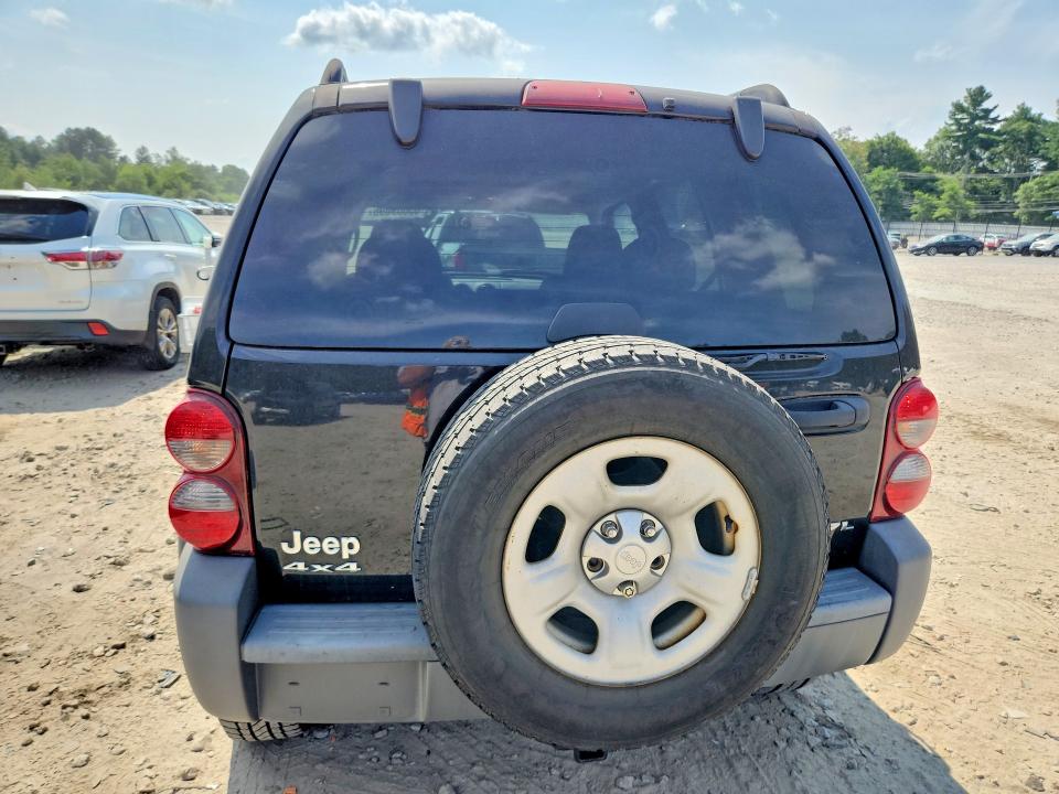2005 Jeep Liberty მანქანა იყიდება აუქციონზე, vin: 1J4GL48KX5W585588, აუქციონის ნომერი: 63889696