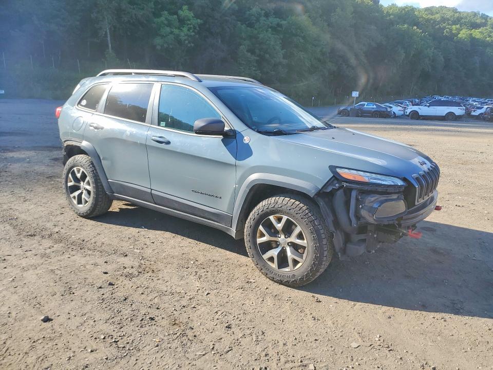 65617796 :رقم المزاد ، 1C4PJMBS9EW186353 vin ، 2014 Jeep Cherokee مزاد بيع
