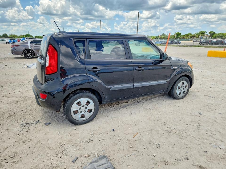 2012 Kia Soul მანქანა იყიდება აუქციონზე, vin: KNDJT2A57C7477196, აუქციონის ნომერი: 65013376