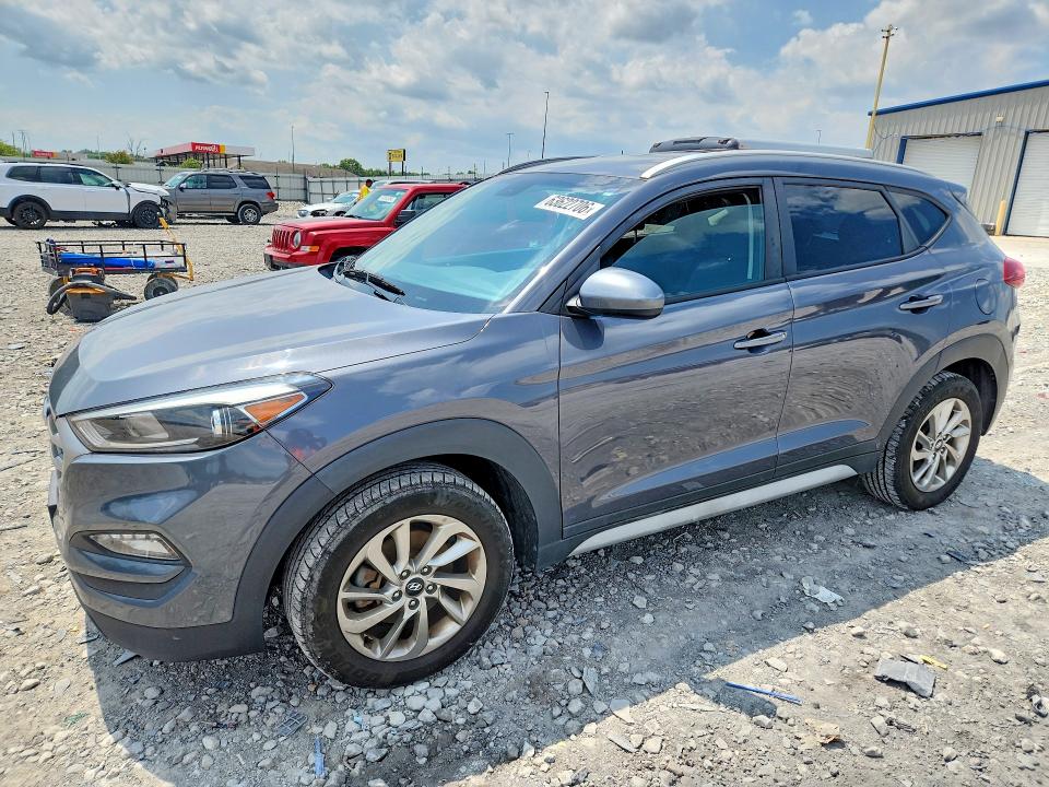 63622706 :رقم المزاد ، KM8J3CA48HU417087 vin ، 2017 Hyundai Tucson مزاد بيع