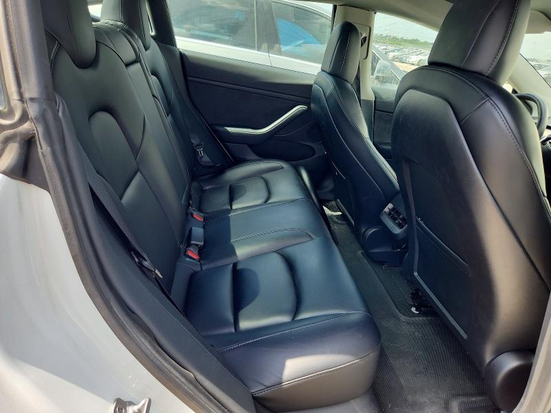 63641796 :رقم المزاد ، 5YJ3E1EA8MF100280 vin ، 2021 Tesla Model 3 مزاد بيع