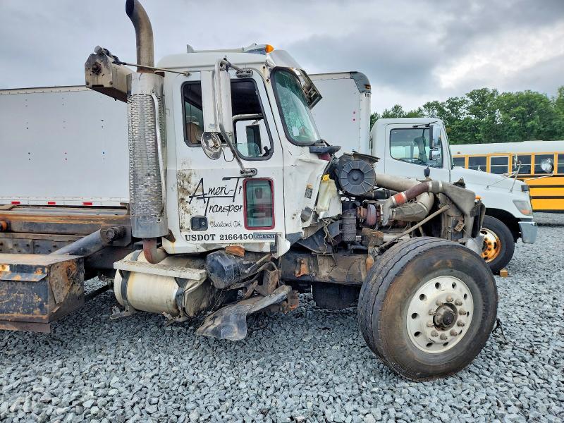 Продажа на аукционе авто 2006 Mack 700, vin: 1M2AG11C76M041494, номер лота: 63914976