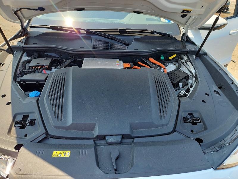 Aukcja sprzedaży 2021 Audi E-tron, vin: WA1LAAGE2MB004976, numer aukcji: 64904676