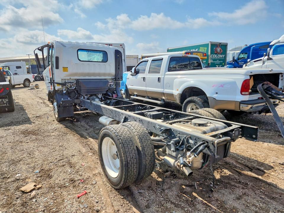 66545746 :رقم المزاد ، 54DC4W1D9SS211366 vin ، 2025 Isuzu Npr Hd مزاد بيع