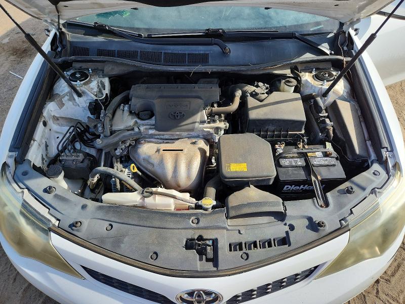 63787136 :رقم المزاد ، 4T1BF1FK2CU568779 vin ، 2012 Toyota Camry مزاد بيع