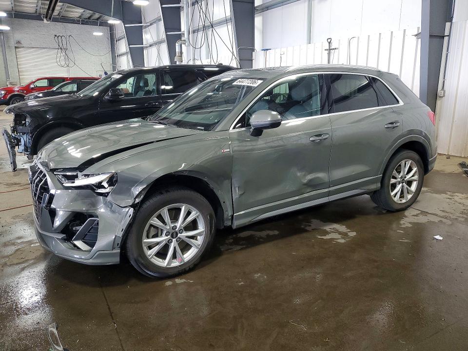 64477206 :رقم المزاد ، WA1DECF31P1038566 vin ، 2023 Audi Q3 مزاد بيع