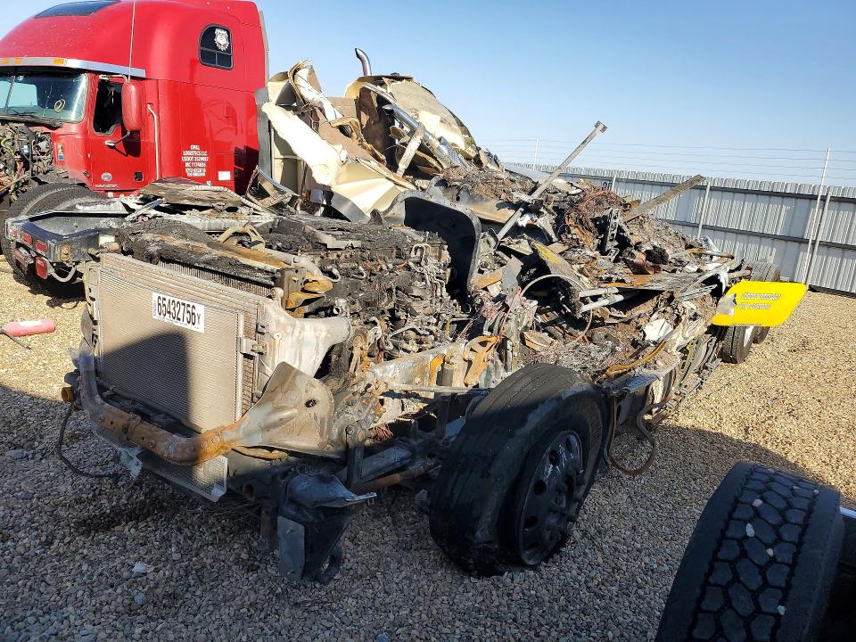 Продажа на аукционе авто 2018 Freightliner Cascadia 126, vin: 3AKJHHDR1JSJR8041, номер лота: 65432756