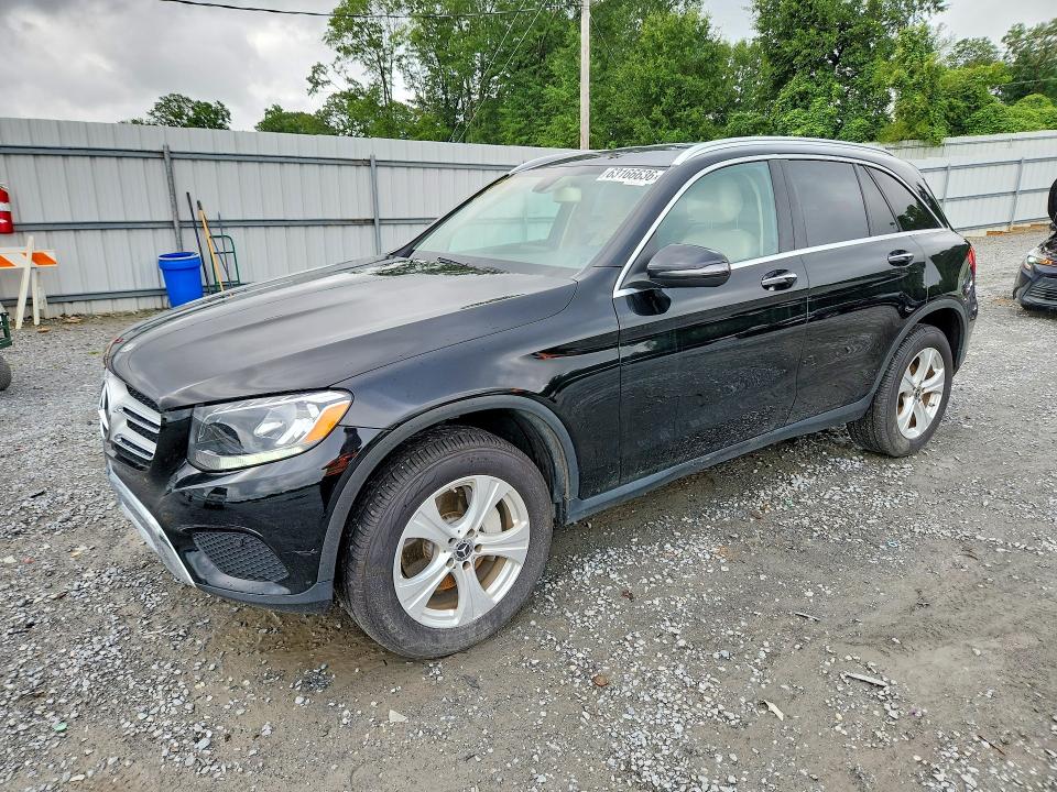 63166636 :رقم المزاد ، WDC0G4JB7HV011024 vin ، 2017 Mercedes-benz Glc مزاد بيع