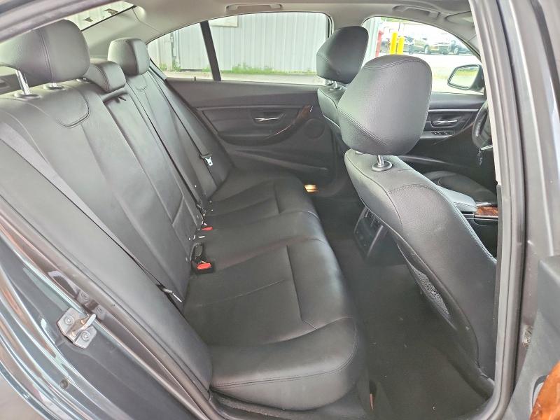 66979006 :رقم المزاد ، WBA3C3C52FK201342 vin ، 2015 Bmw 320 مزاد بيع