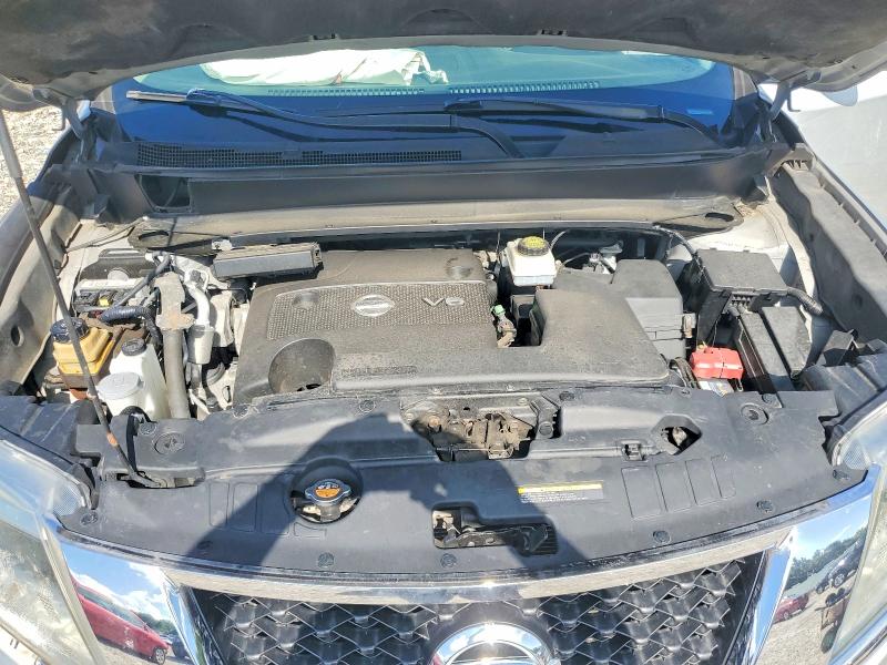 63552006 :رقم المزاد ، 5N1AR2MMXGC611211 vin ، 2016 Nissan Pathfinder مزاد بيع