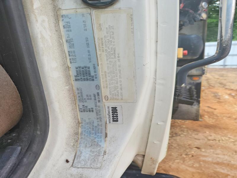 1999 Sterling Truck L7501 მანქანა იყიდება აუქციონზე, vin: 2FZNRJBB8XAB16017, აუქციონის ნომერი: 60391036