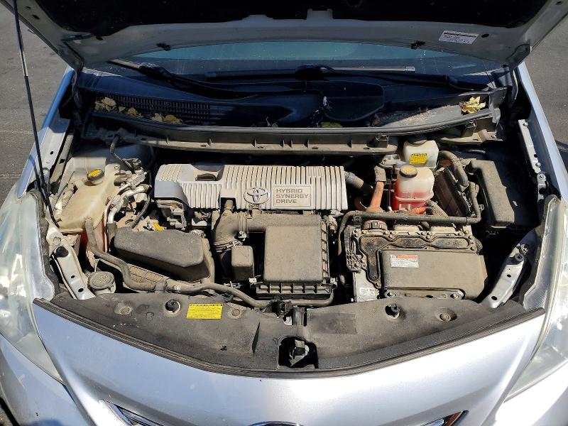 2013 Toyota Prius V მანქანა იყიდება აუქციონზე, vin: JTDZN3EU3D3233011, აუქციონის ნომერი: 64825876