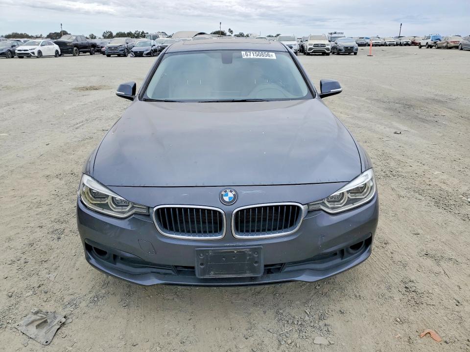 Продаж на аукціоні авто 2018 Bmw 320, vin: WBA8E1G5XJNU92677, номер лоту: 67150856