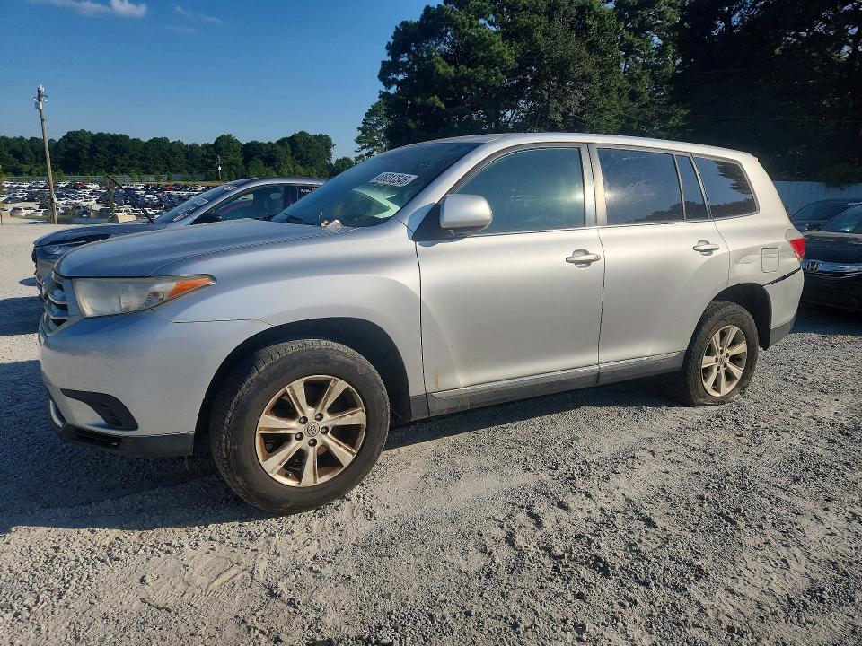 Продажа на аукционе авто 2013 Toyota Highlander, vin: 5TDZA3EH3DS033498, номер лота: 66013546