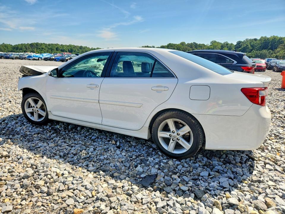 65658776 :رقم المزاد ، 4T1BF1FK3EU433037 vin ، 2014 Toyota Camry مزاد بيع