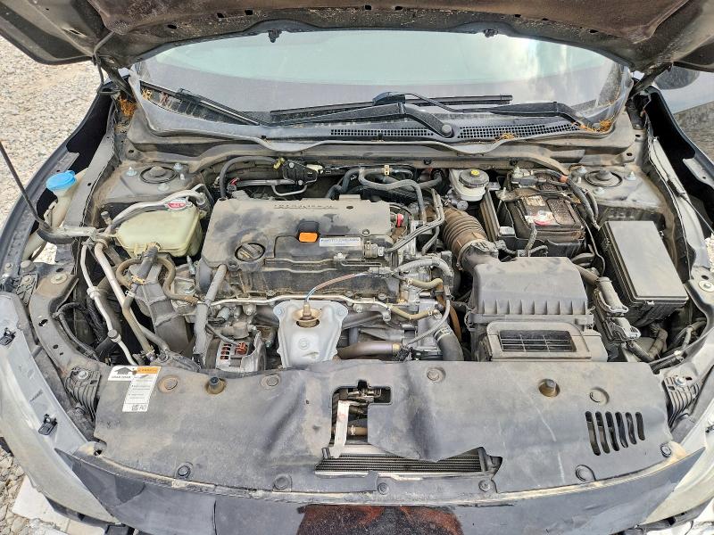 64692556 :رقم المزاد ، 19XFC2F51JE029953 vin ، 2018 Honda Civic مزاد بيع