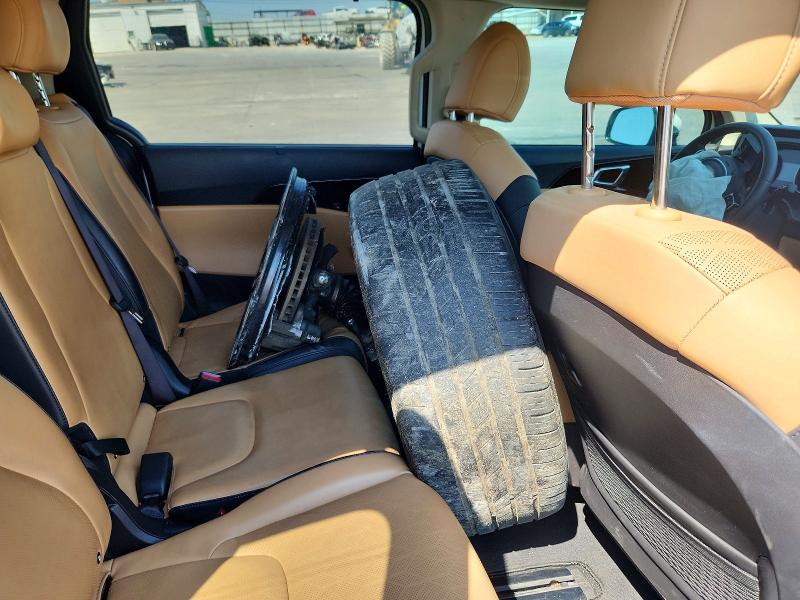 66691706 :رقم المزاد ، KNDNC5H31R6449660 vin ، 2024 Kia Carnival مزاد بيع