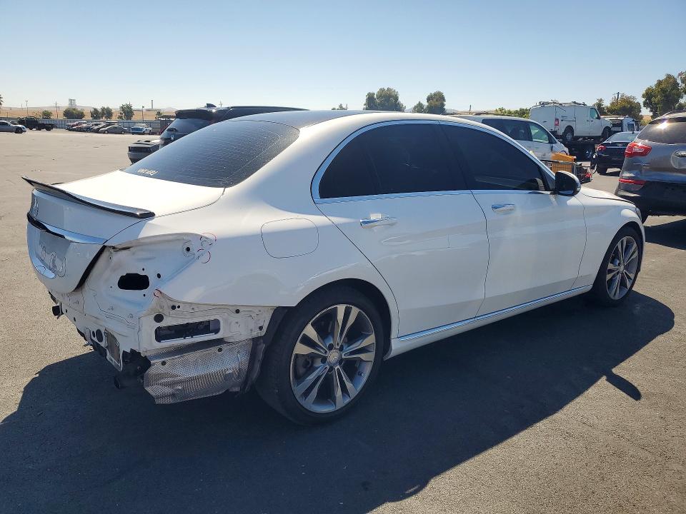 2016 Mercedes-benz C მანქანა იყიდება აუქციონზე, vin: 55SWF4JB7GU162735, აუქციონის ნომერი: 63884476