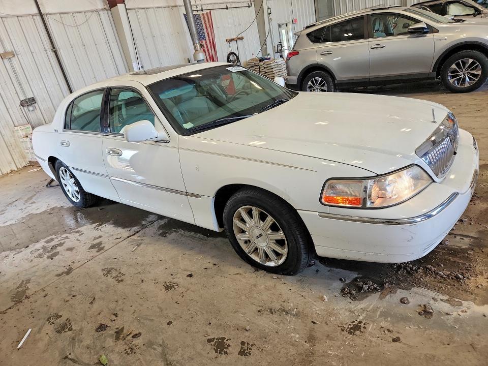 Aukcja sprzedaży 2006 Lincoln Town Car, vin: 1LNHM82V26Y626167, numer aukcji: 65325226