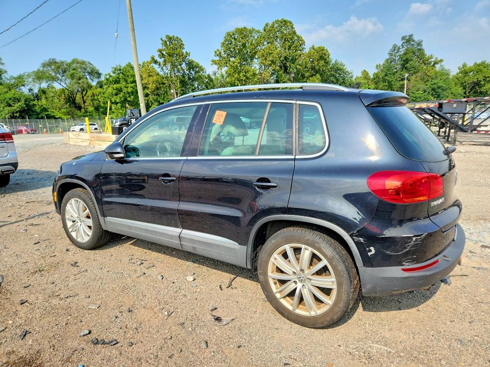Продажа на аукционе авто 2013 Volkswagen Tiguan, vin: WVGBV7AX5DW556916, номер лота: 63421016