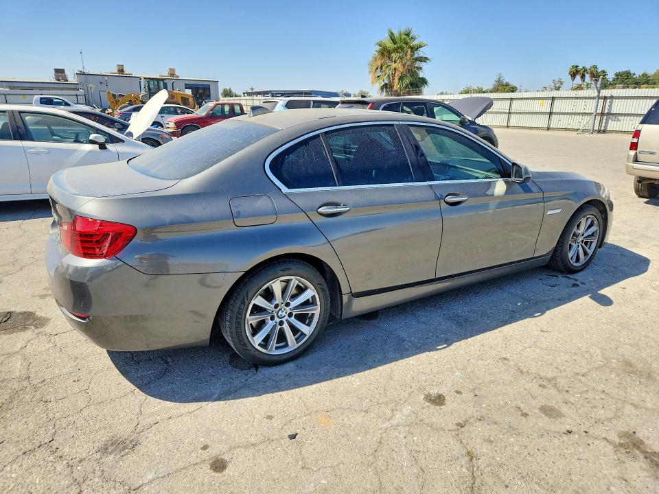 66135706 :رقم المزاد ، WBA5A5C50ED504195 vin ، 2014 Bmw 528 مزاد بيع