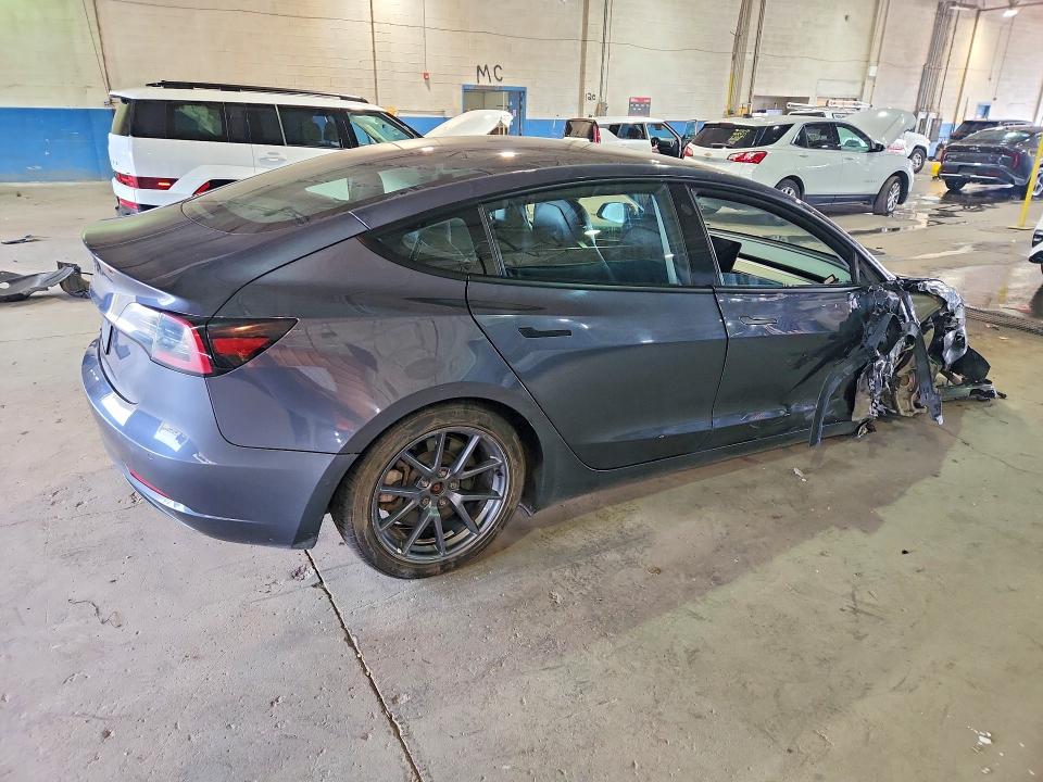 2022 Tesla Model 3 მანქანა იყიდება აუქციონზე, vin: 5YJ3E1EA8NF286159, აუქციონის ნომერი: 64272696