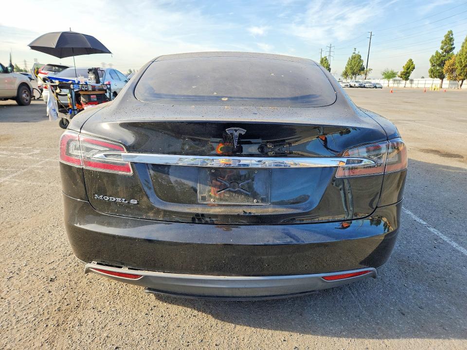 Продажа на аукционе авто 2013 Tesla Model S, vin: 5YJSA1CN5DFP03328, номер лота: 65838876