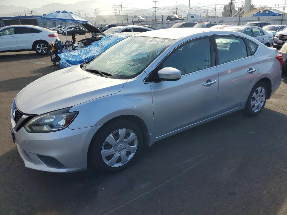 Продаж на аукціоні авто 2017 Nissan Sentra, vin: 3N1AB7AP1HY227284, номер лоту: 64813246