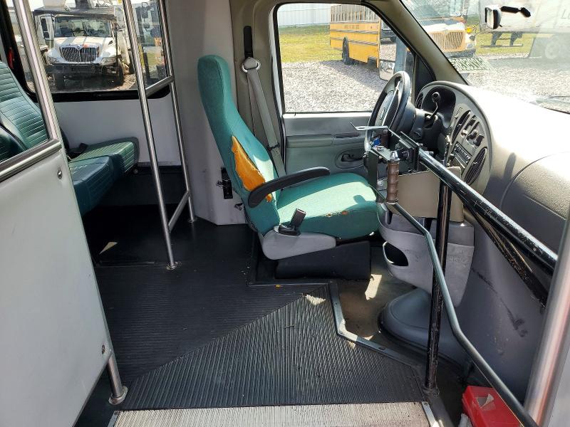 2008 Ford Econoline მანქანა იყიდება აუქციონზე, vin: 1FD4E45S68DB45287, აუქციონის ნომერი: 64225236
