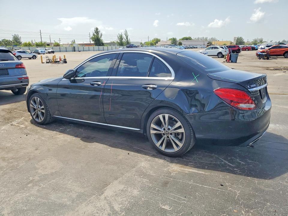 Aukcja sprzedaży 2017 Mercedes-benz C, vin: 55SWF4JB0HU211095, numer aukcji: 64640856