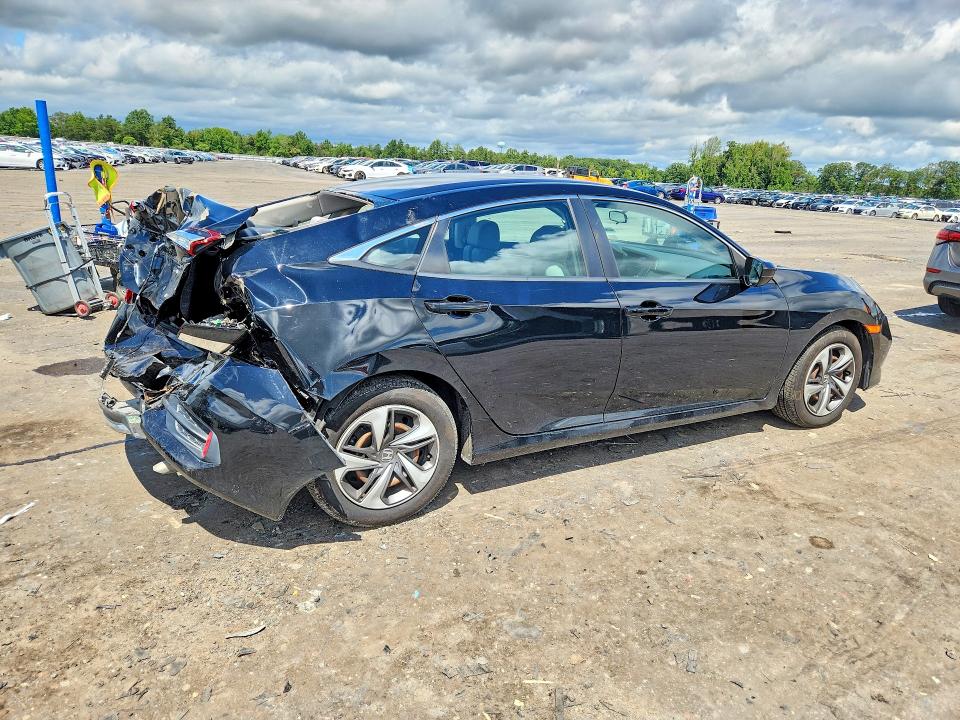 Продажа на аукционе авто 2019 Honda Civic, vin: 19XFC2F6XKE050360, номер лота: 64002296