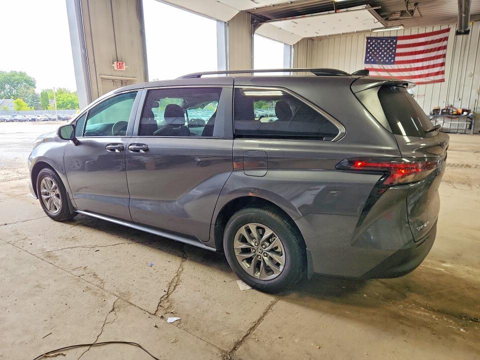 66072696 :رقم المزاد ، 5TDBSKFC1SS193520 vin ، 2025 Toyota Sienna مزاد بيع