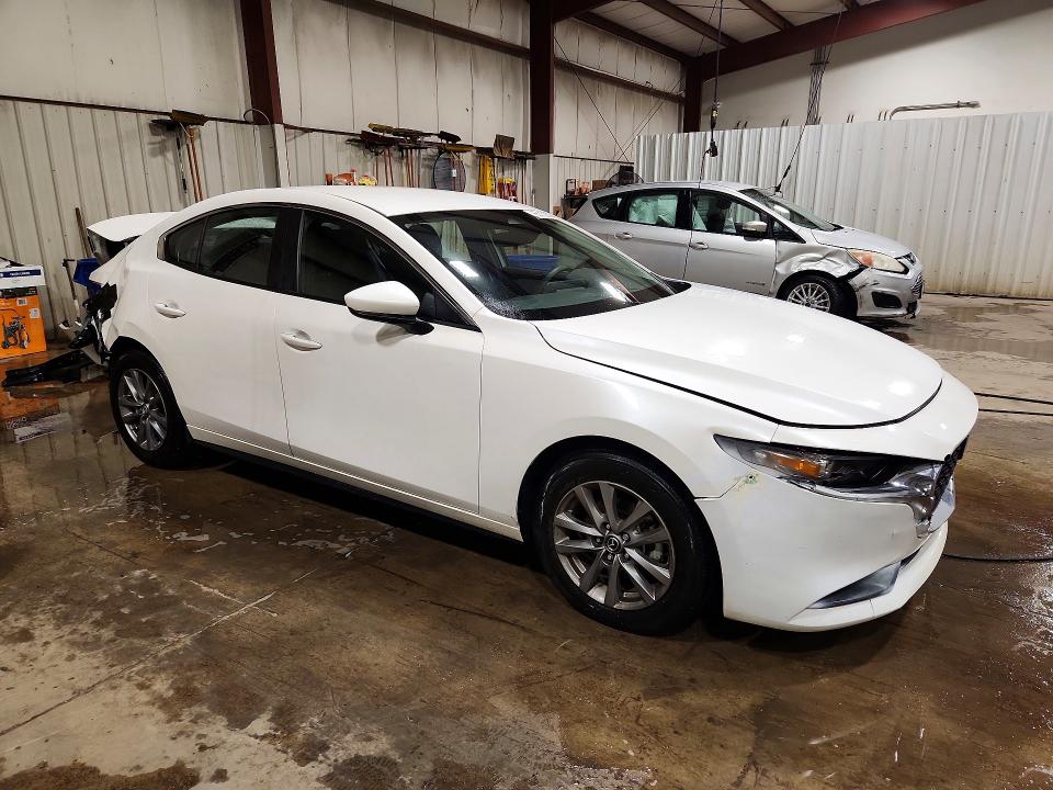 Продажа на аукционе авто 2024 Mazda 3, vin: 3MZBPAAM3RM435484, номер лота: 65153836
